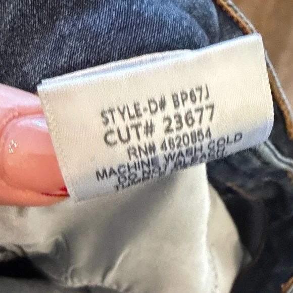 William B. Classic Blue Skinny Jeans for Women - Picture 5 of 9